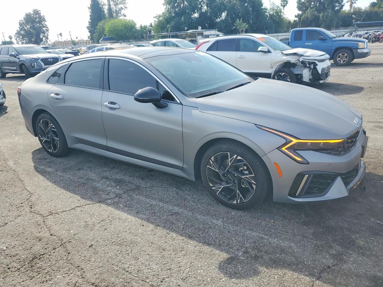 2025 Kia K5 Gt-Line - zdjęcie 4