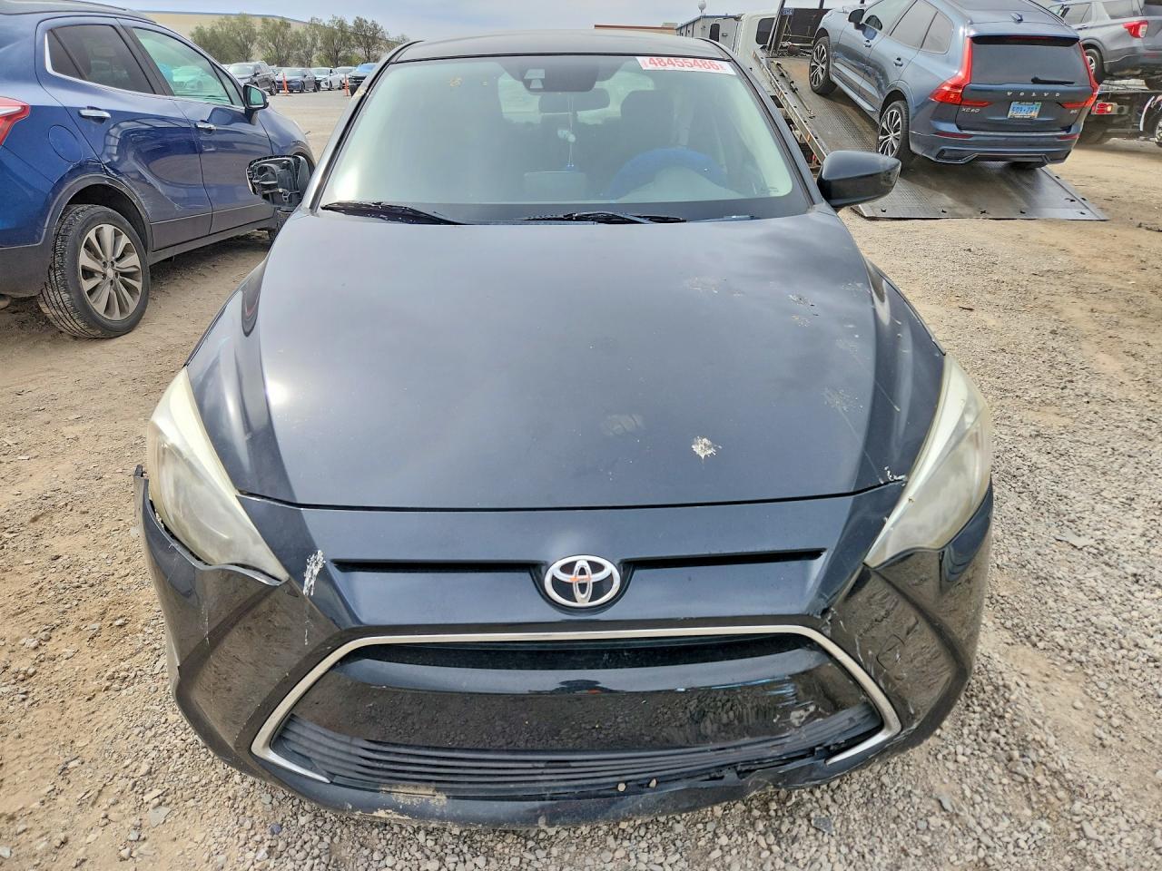 2016 Toyota Yaris - zdjęcie 5