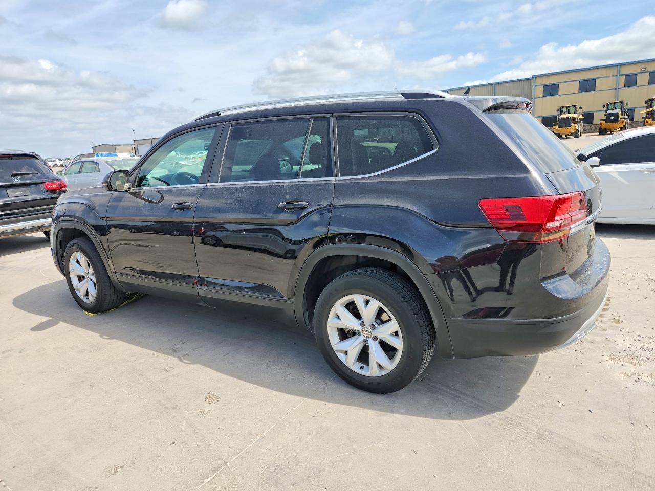 2018 Volkswagen Atlas S - zdjęcie 2