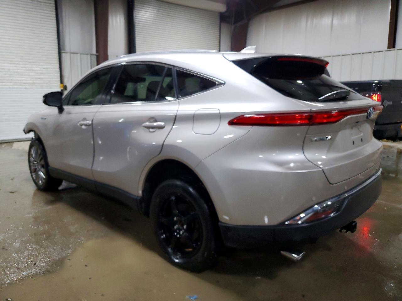 2021 Toyota Venza Limited - zdjęcie 2