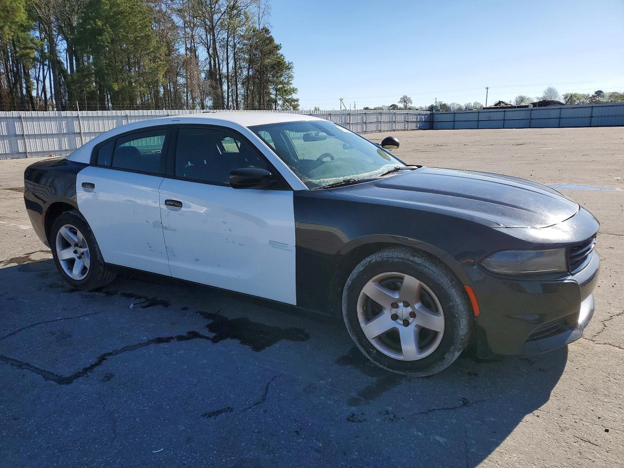 Dodge Charger - zdjęcie 4