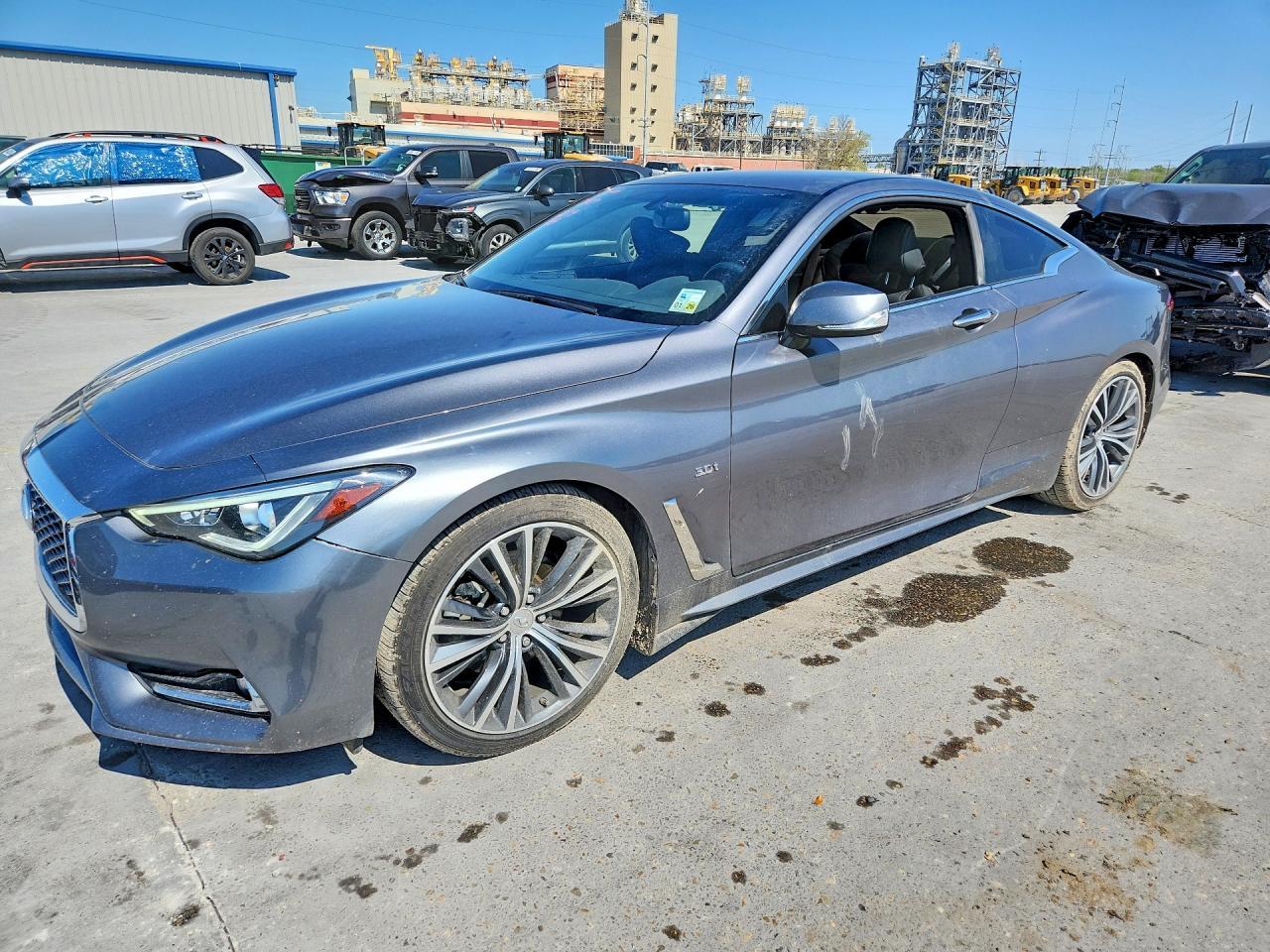 2018 Infiniti Q60 - zdjęcie główne