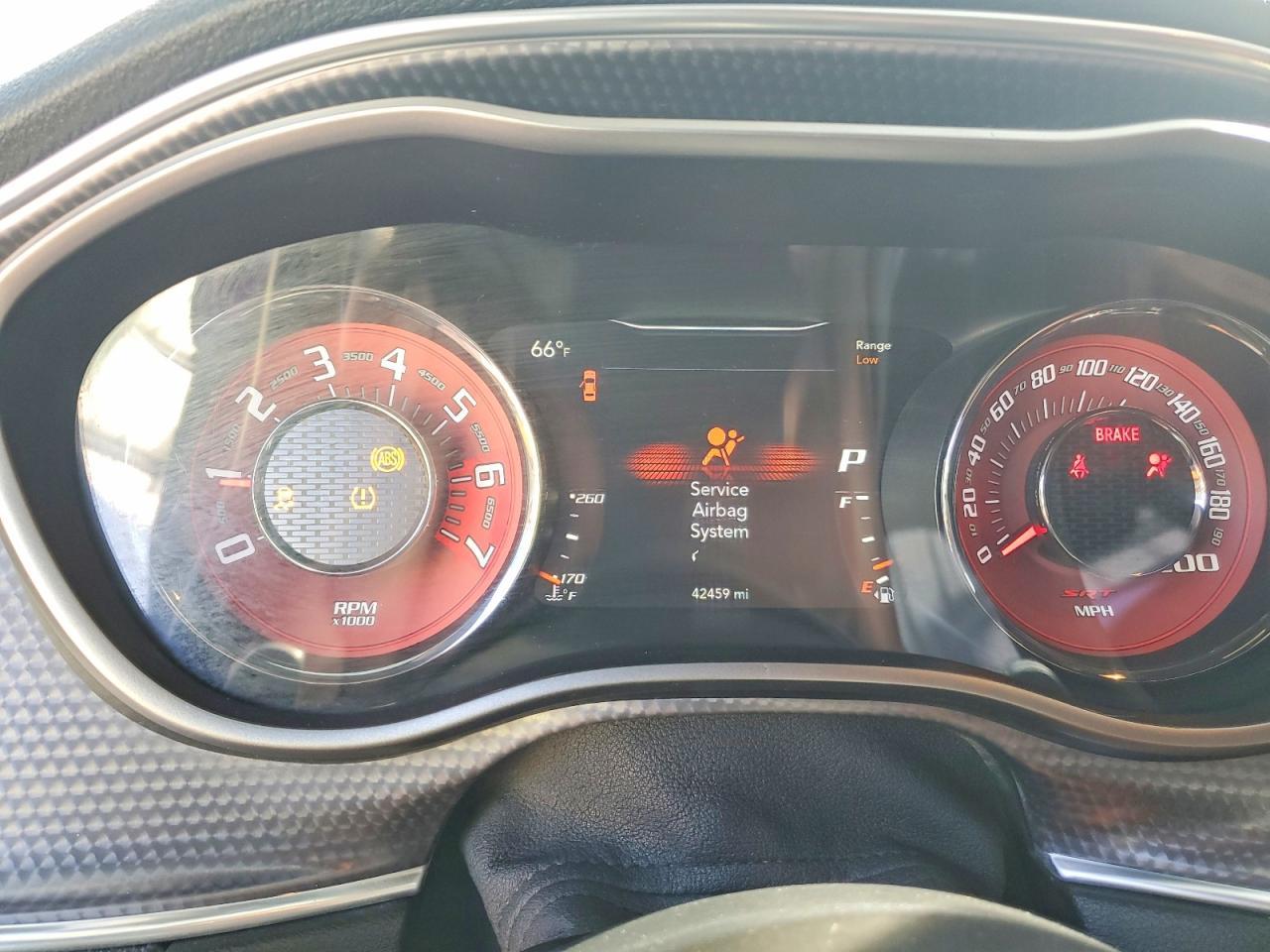 2016 Dodge Challenger Srt Hellcat - zdjęcie 9