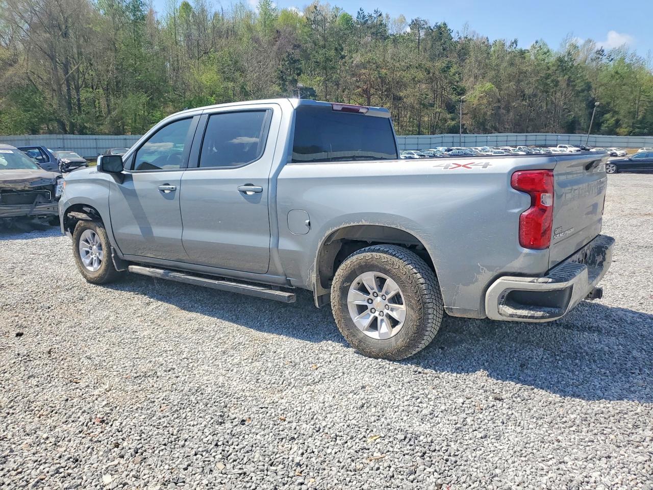 2025 Chevrolet Silverado K1500 Lt - zdjęcie 2