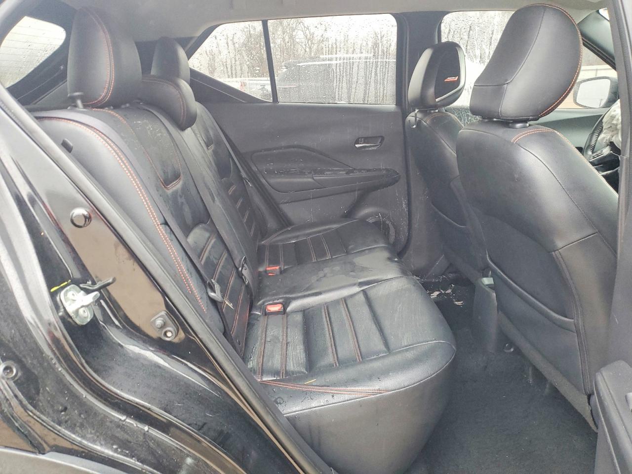 2019 Nissan Kicks Sr - zdjęcie 10