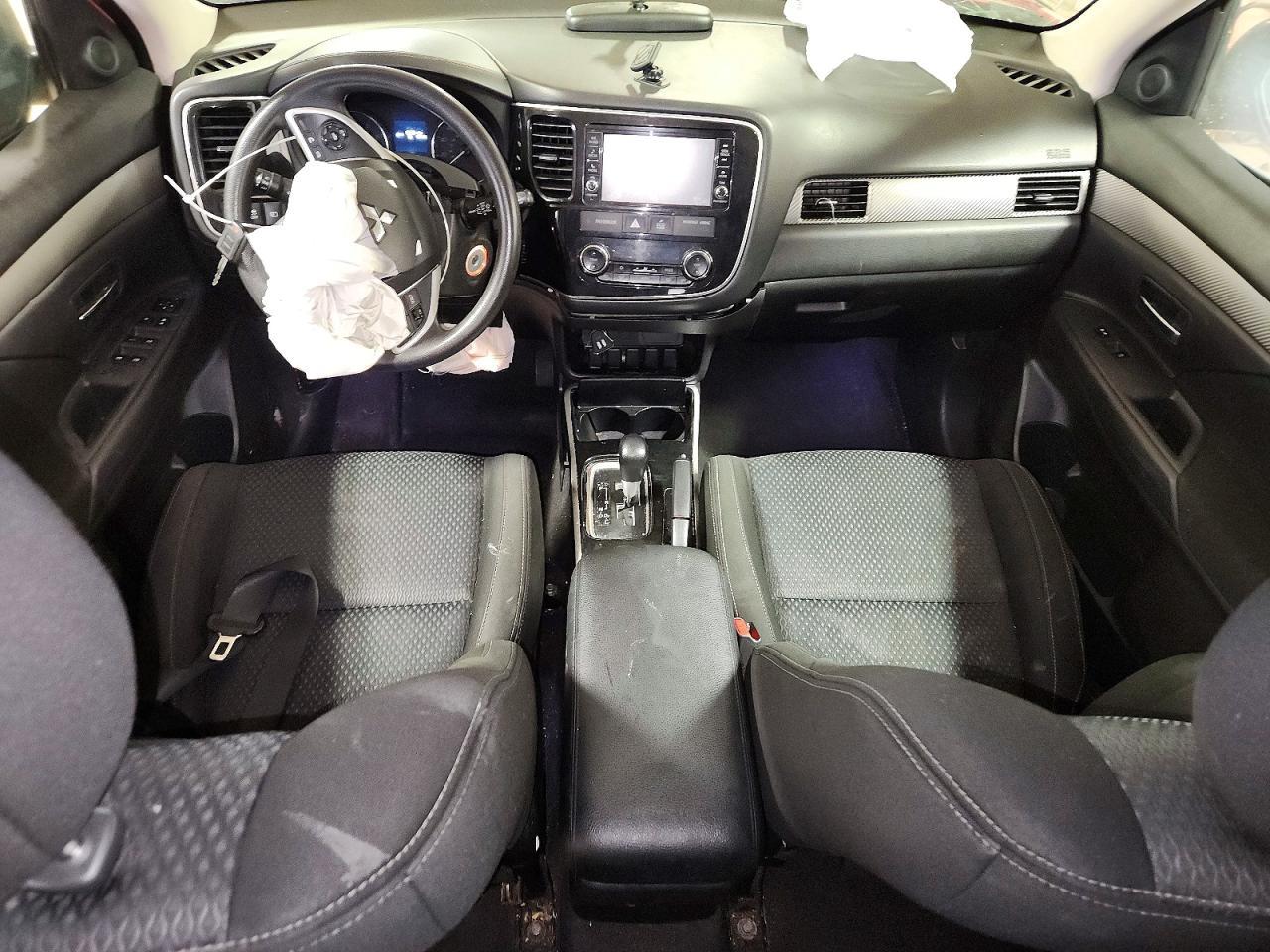 2018 Mitsubishi Outlander Se - zdjęcie 8