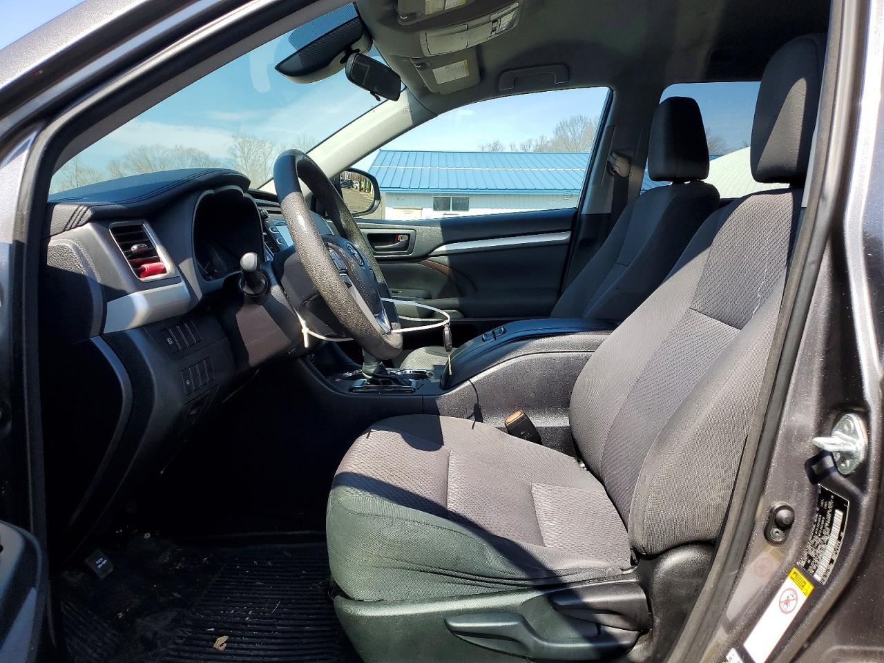 2017 Toyota Highlander Le - zdjęcie 7