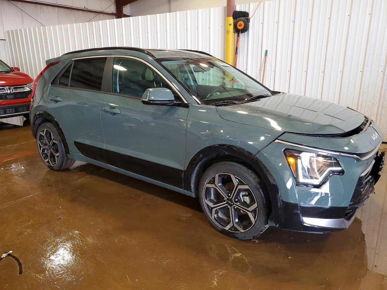 2025 Kia Niro Ex Touring - zdjęcie 4