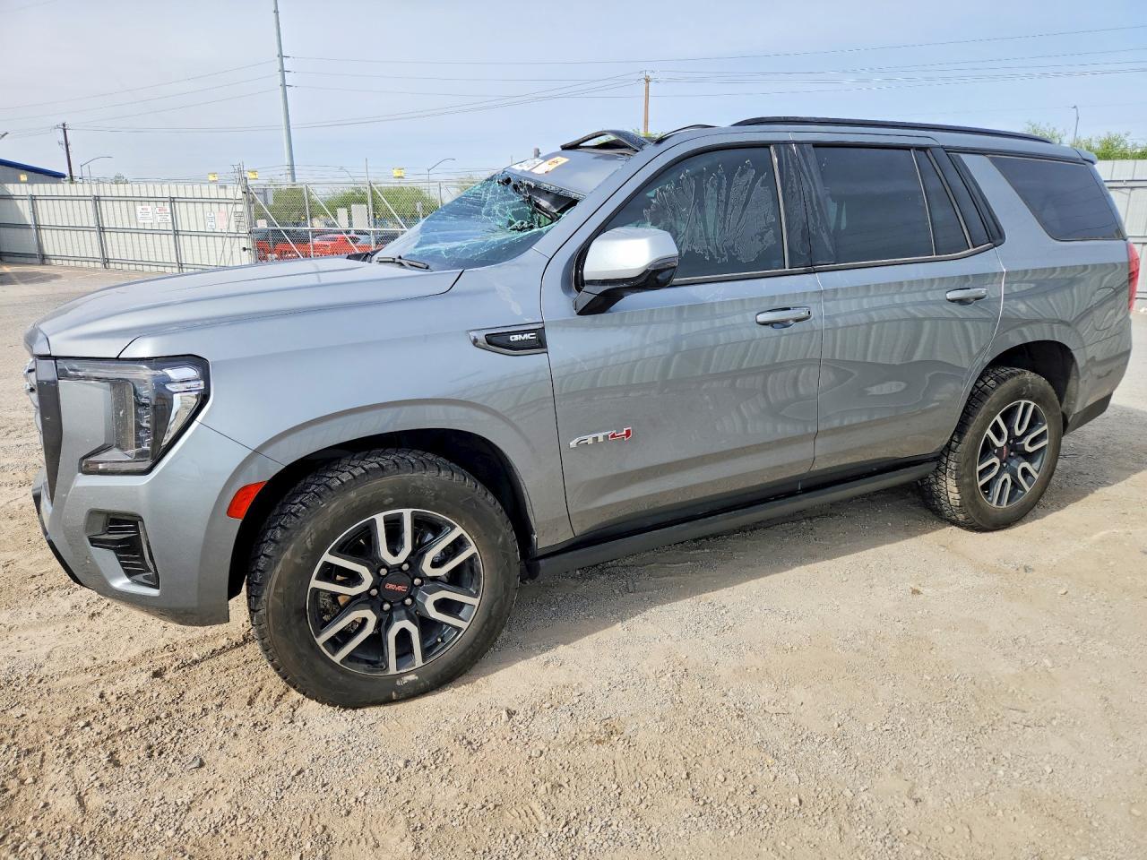 2023 GMC Yukon At4 - zdjęcie główne