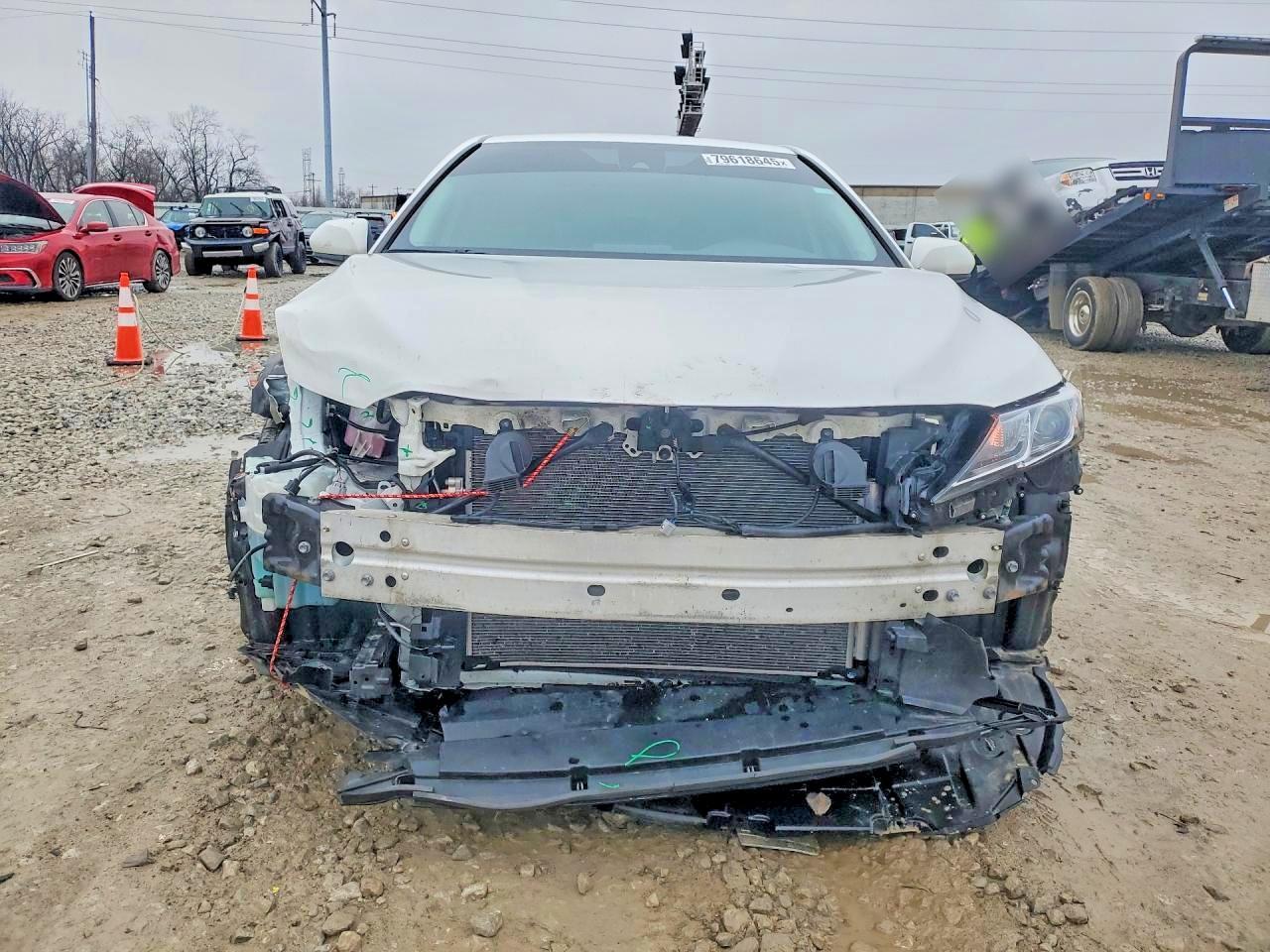 2021 Toyota Camry Le - zdjęcie 5