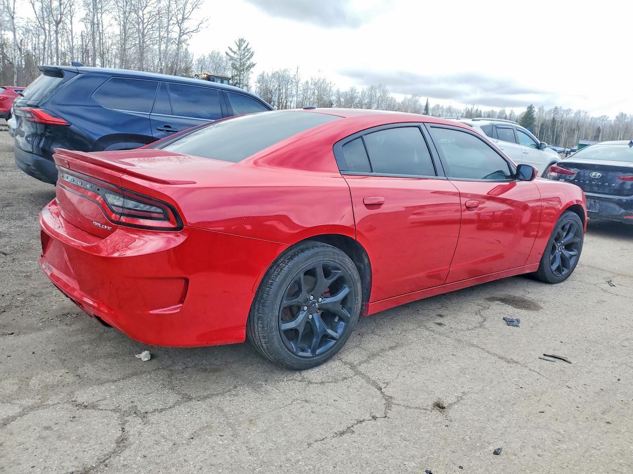2017 Dodge Charger Sxt - zdjęcie 3