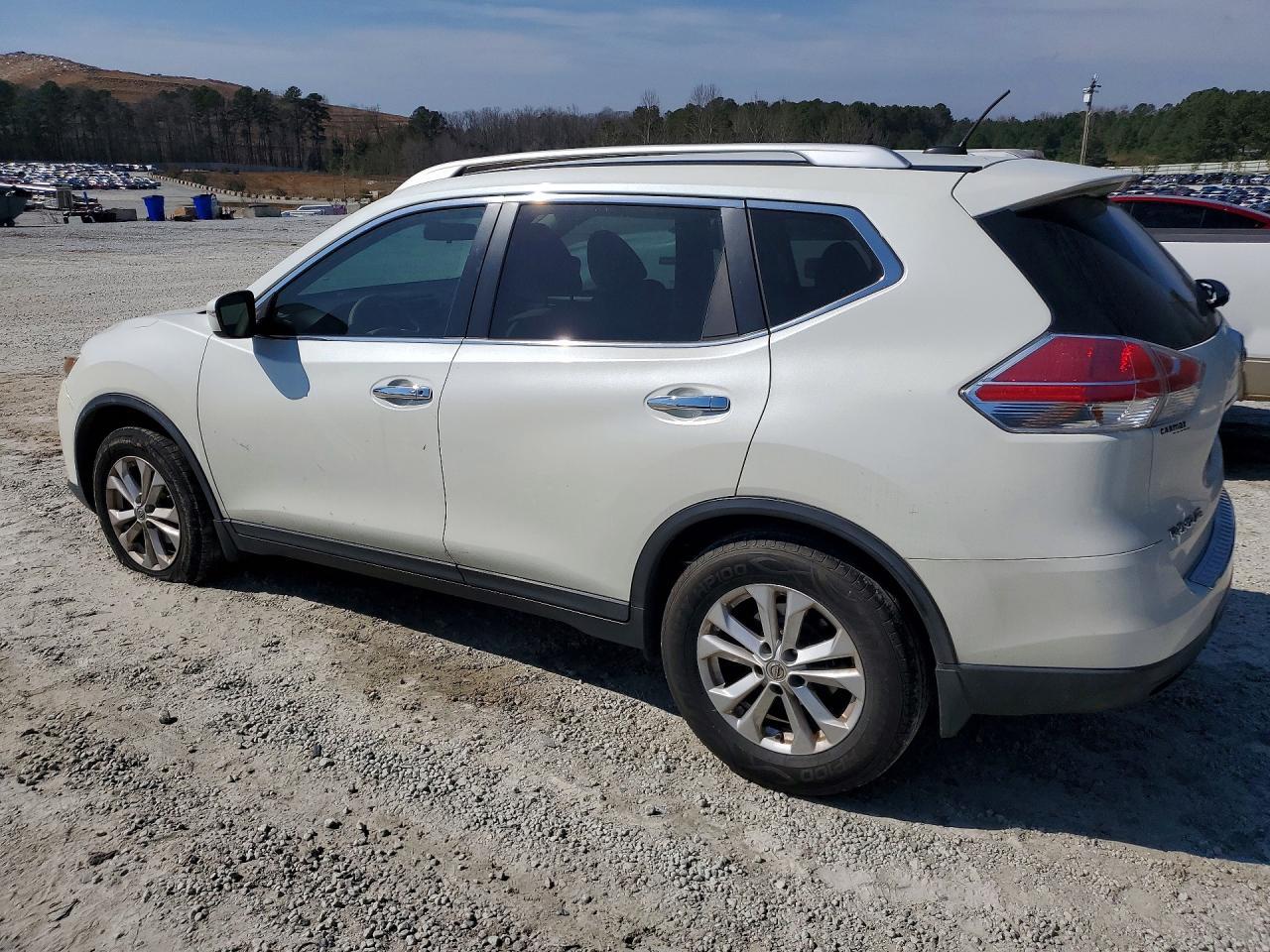 2015 Nissan Rogue Sv - zdjęcie 2