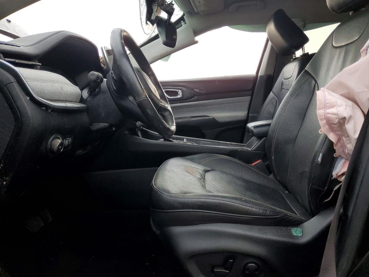 2022 Jeep Compass Latitude Lux - zdjęcie 7