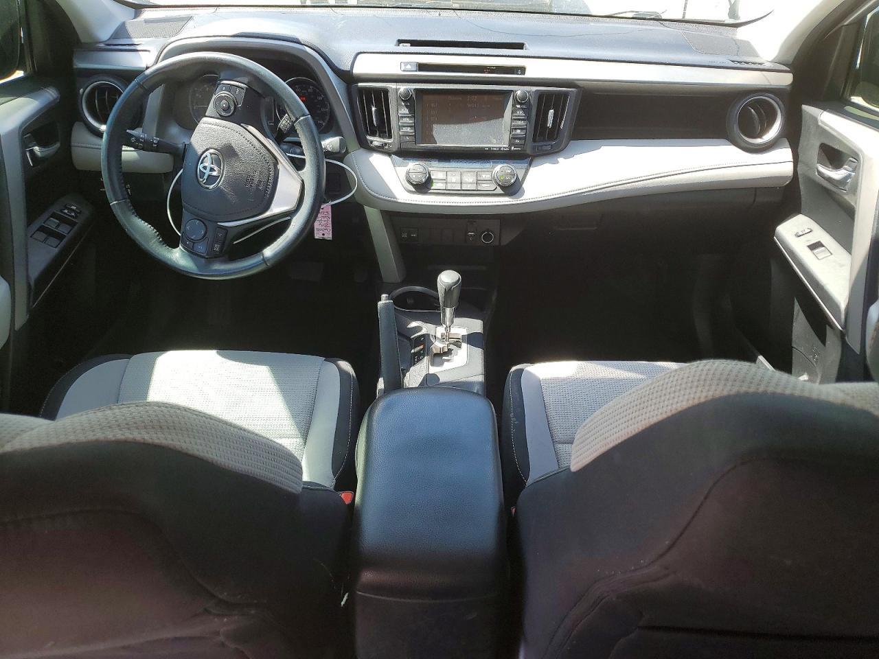 2016 Toyota Rav4 Xle - zdjęcie 8