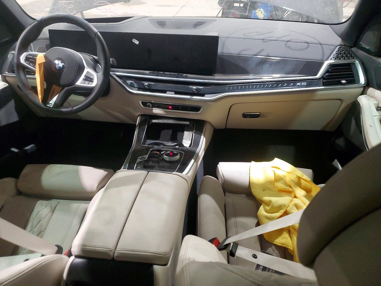 2026 BMW X5 - zdjęcie 8