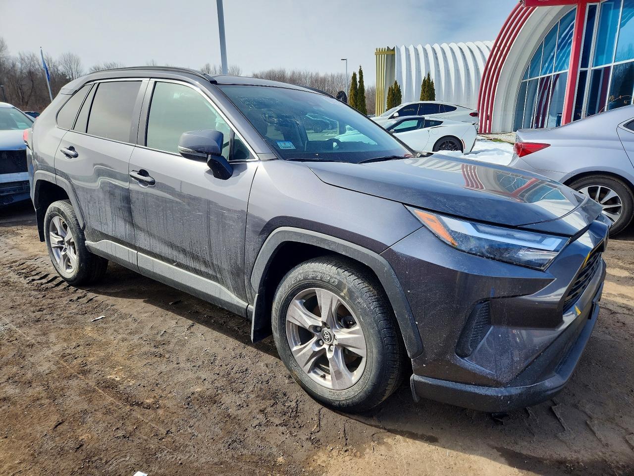 2024 Toyota Rav4 Xle - zdjęcie 4