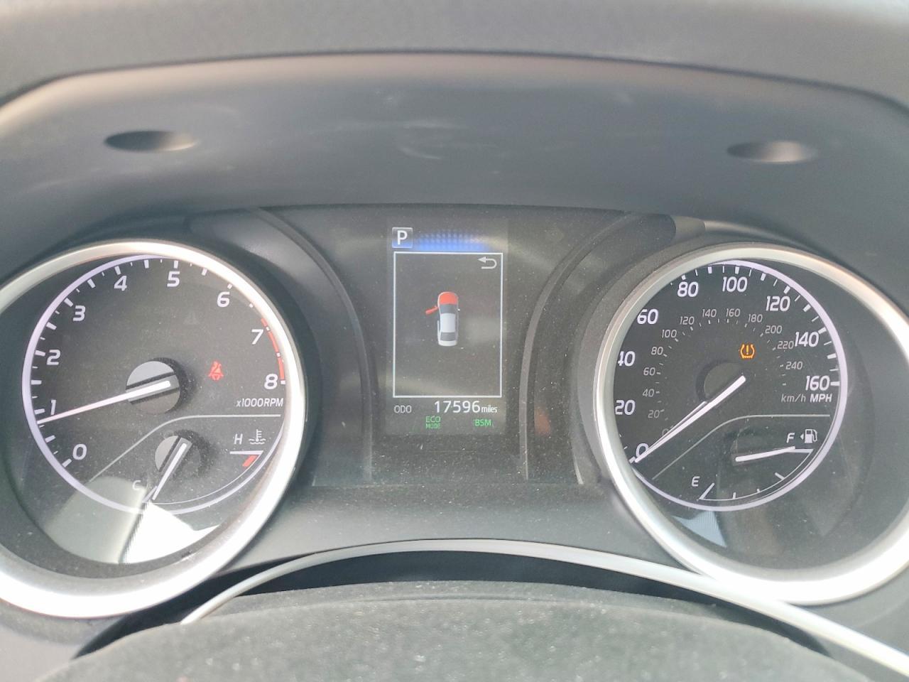 2024 Toyota Camry Le - zdjęcie 9