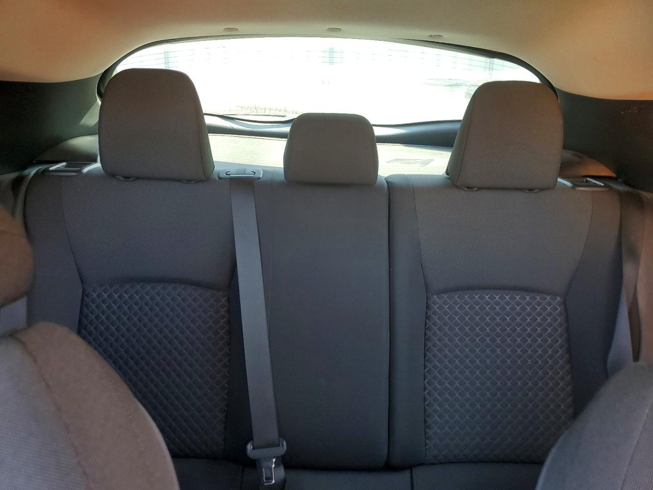 2021 Toyota C-Hr Le - zdjęcie 10