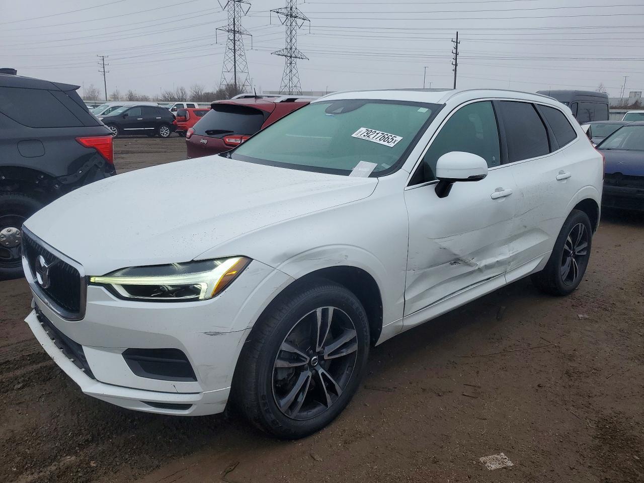 2020 Volvo Xc60 T6 Momentum - zdjęcie główne