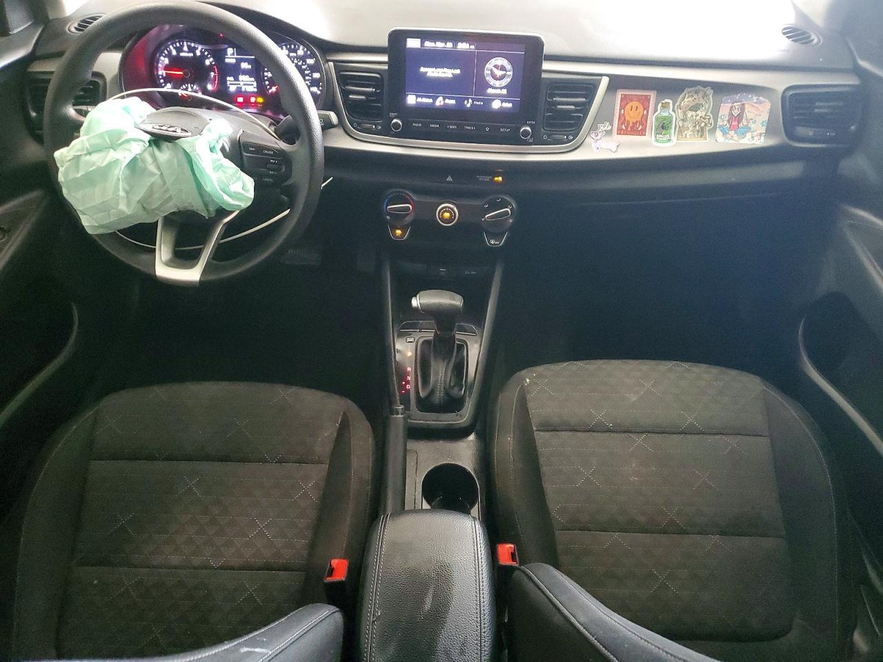 2021 Kia Rio S - zdjęcie 8