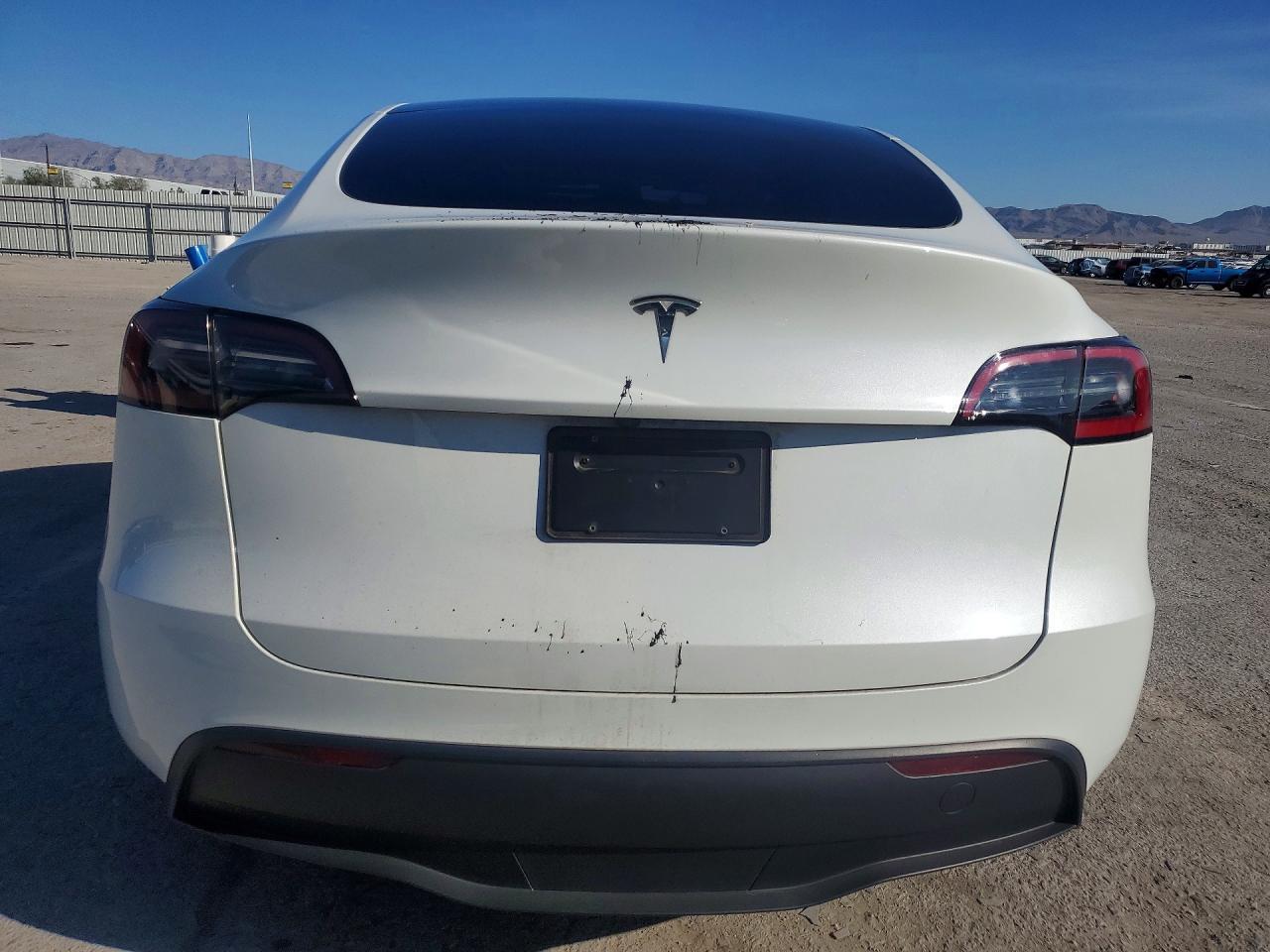 2023 Tesla Model Y - zdjęcie 6
