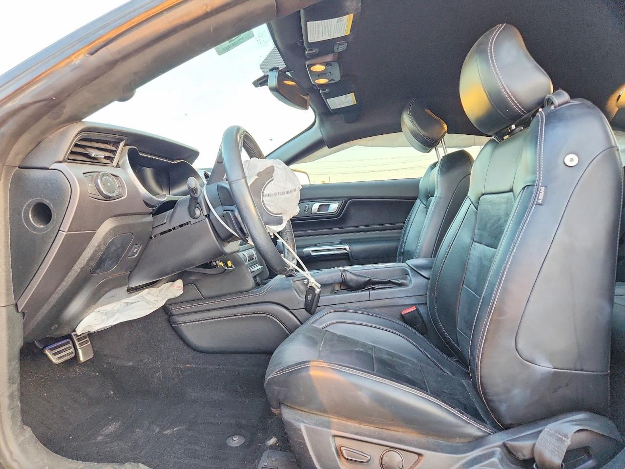 2020 Ford Mustang Gt - zdjęcie 7