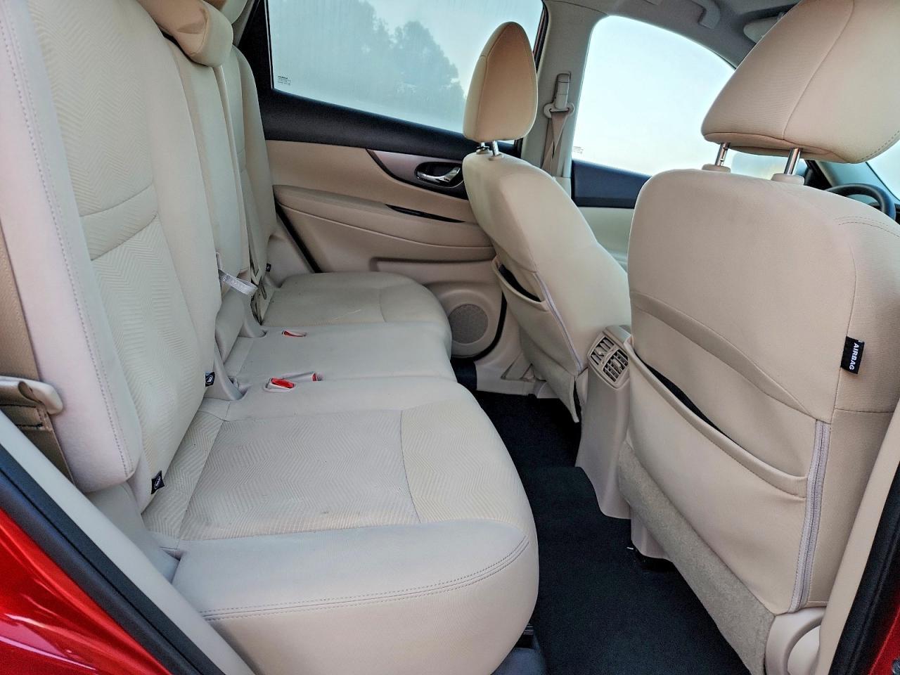 2016 Nissan Rogue S - zdjęcie 10