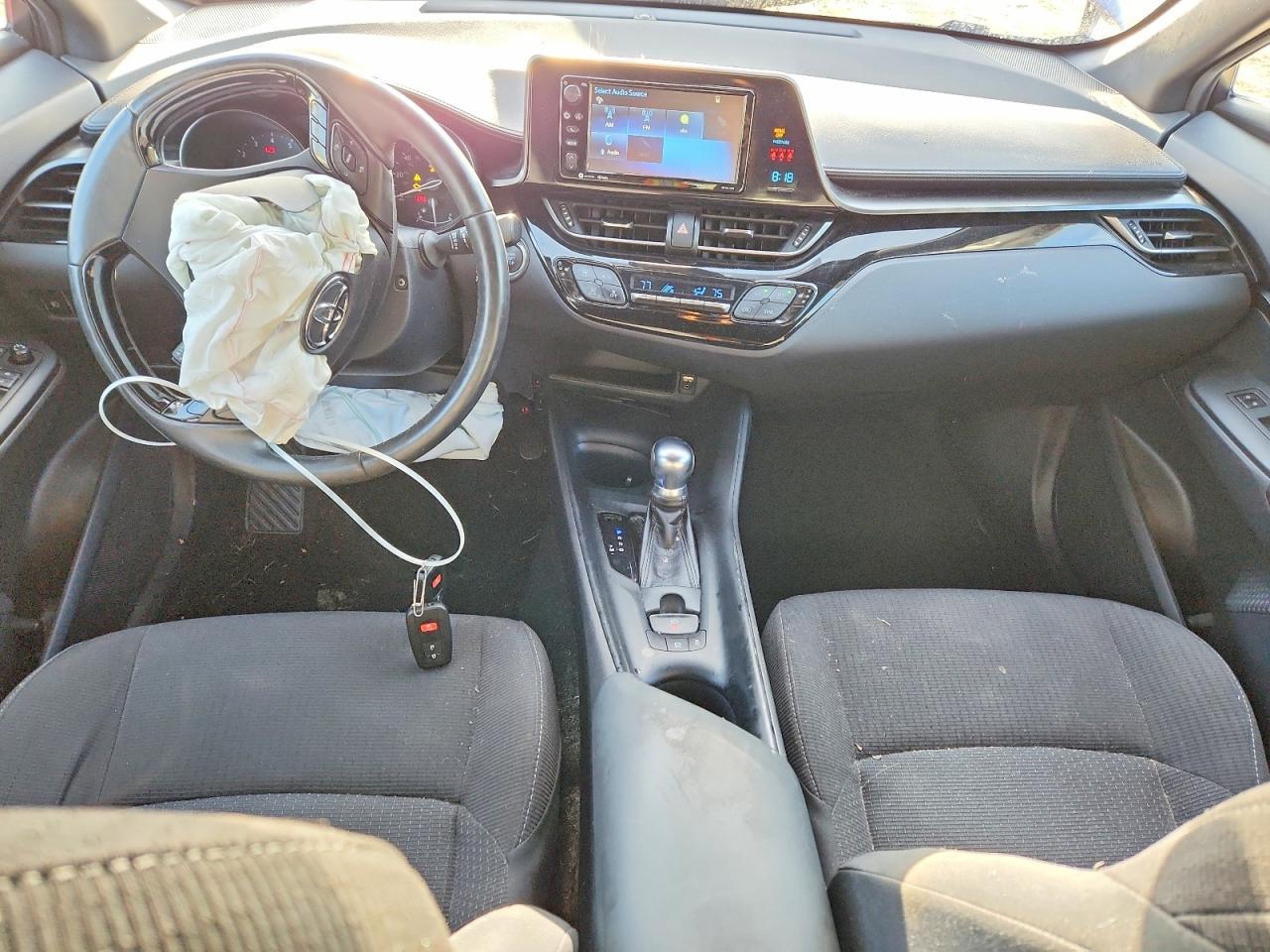 2018 Toyota C-Hr Xle Premium - zdjęcie 8