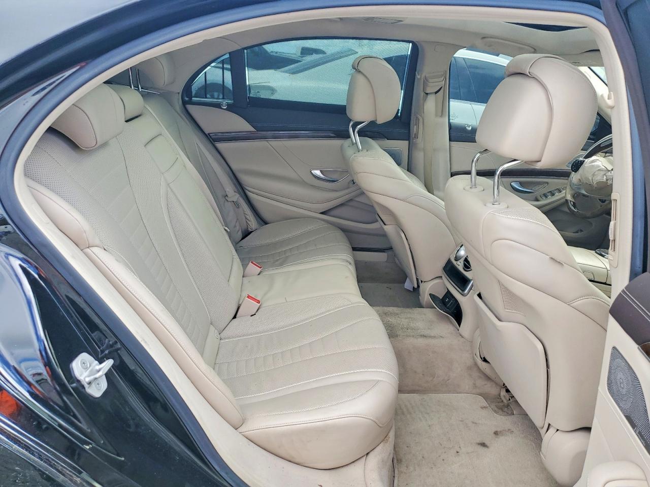 2015 Mercedes-Benz S 550 - zdjęcie 10