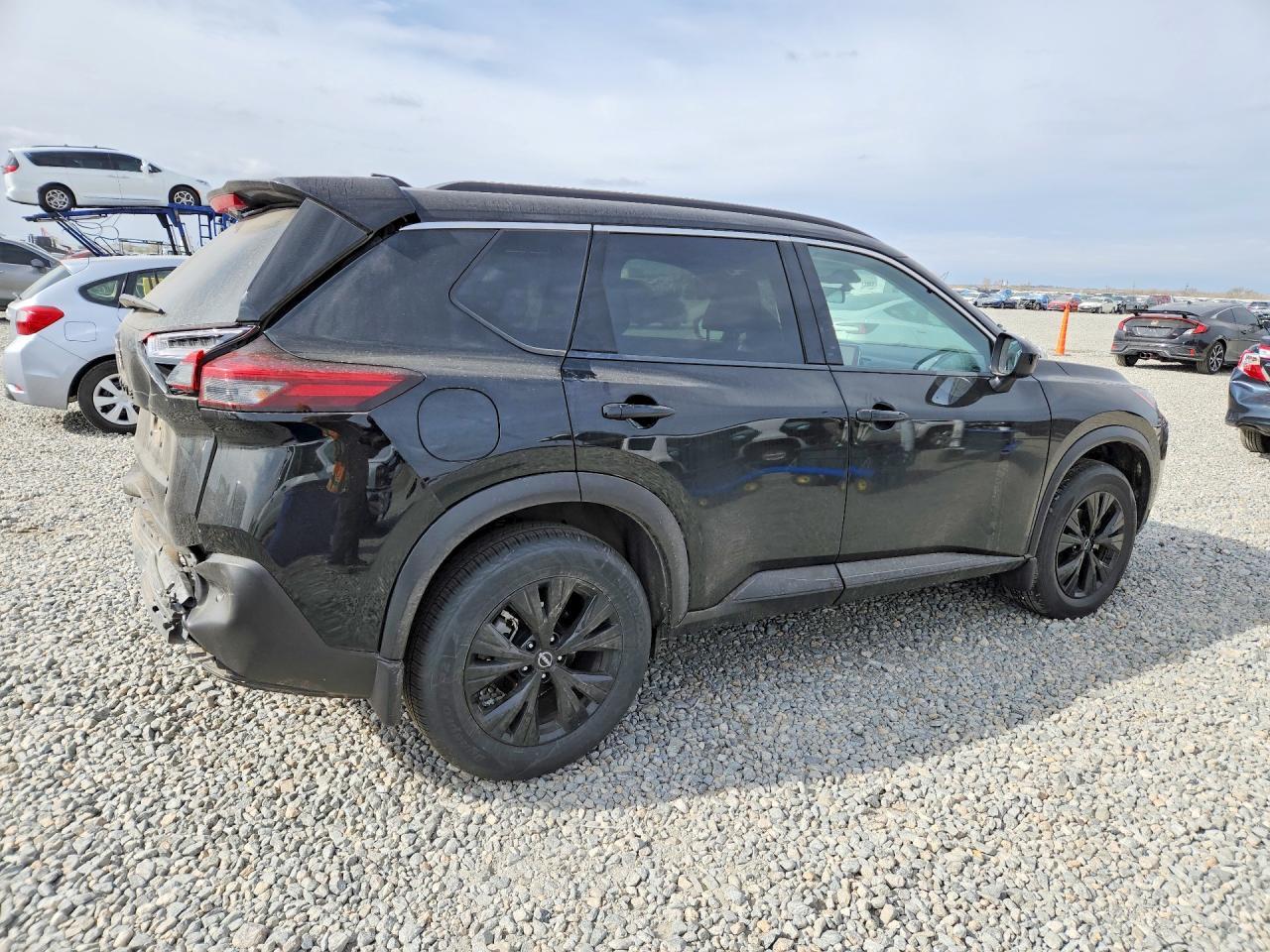 2023 Nissan Rogue Sv - zdjęcie 3