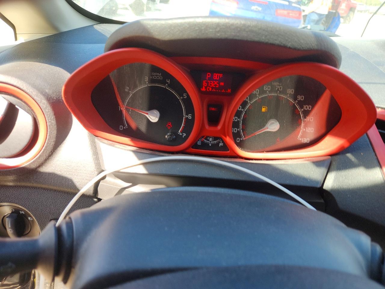 2013 Ford Fiesta Se - zdjęcie 9