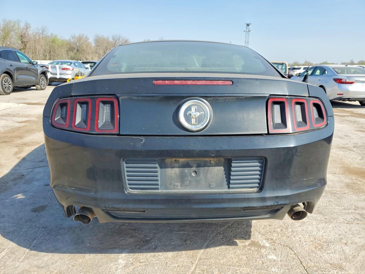 2013 Ford Mustang - zdjęcie 6