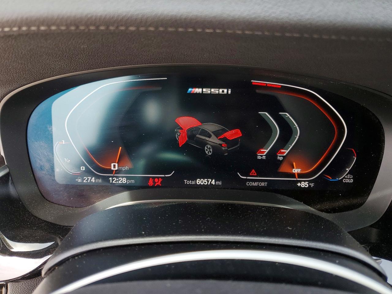 2022 BMW M550Xi - zdjęcie 9