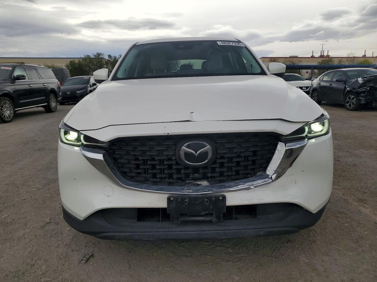 2022 Mazda Cx-5 Premium - zdjęcie 5