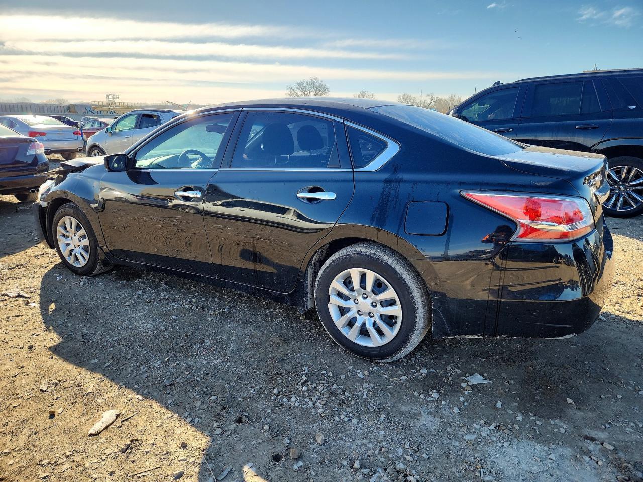 2015 Nissan Altima 2.5 - zdjęcie 2