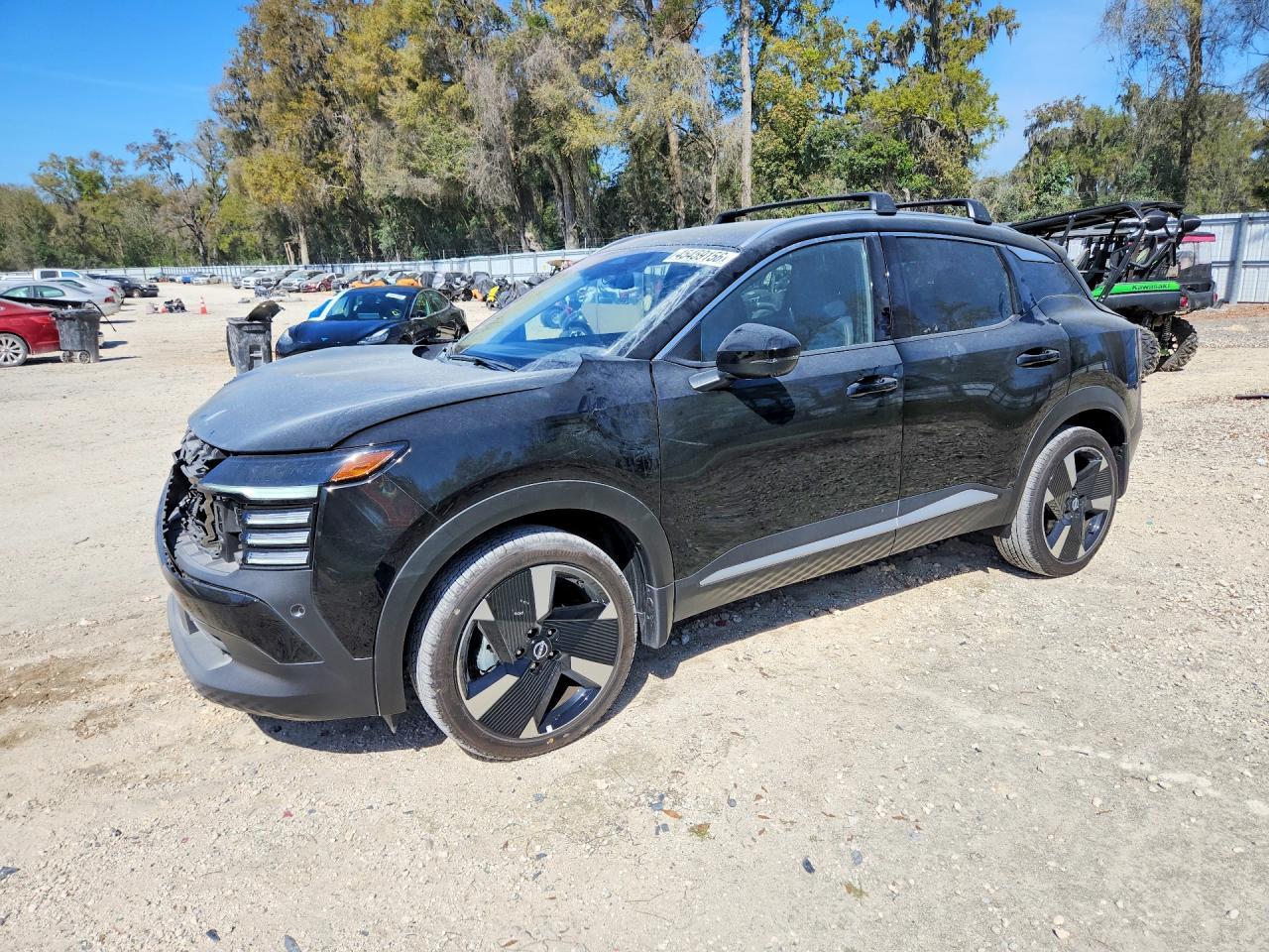 2025 Nissan Kicks Sr - zdjęcie główne