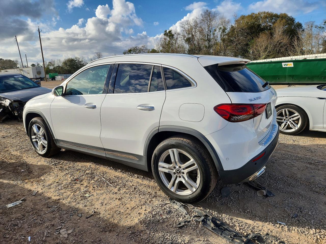 2023 Mercedes-Benz Gla 250 - zdjęcie 2