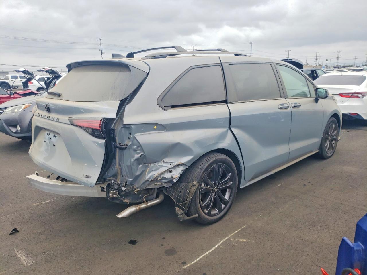 2026 Toyota Sienna Xse 7-Passenger - zdjęcie 3