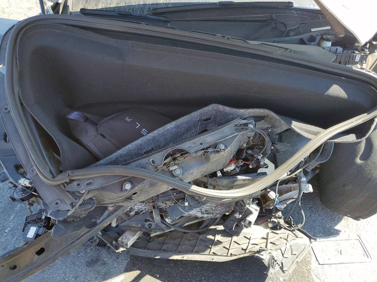 2017 Tesla Model X - zdjęcie 12