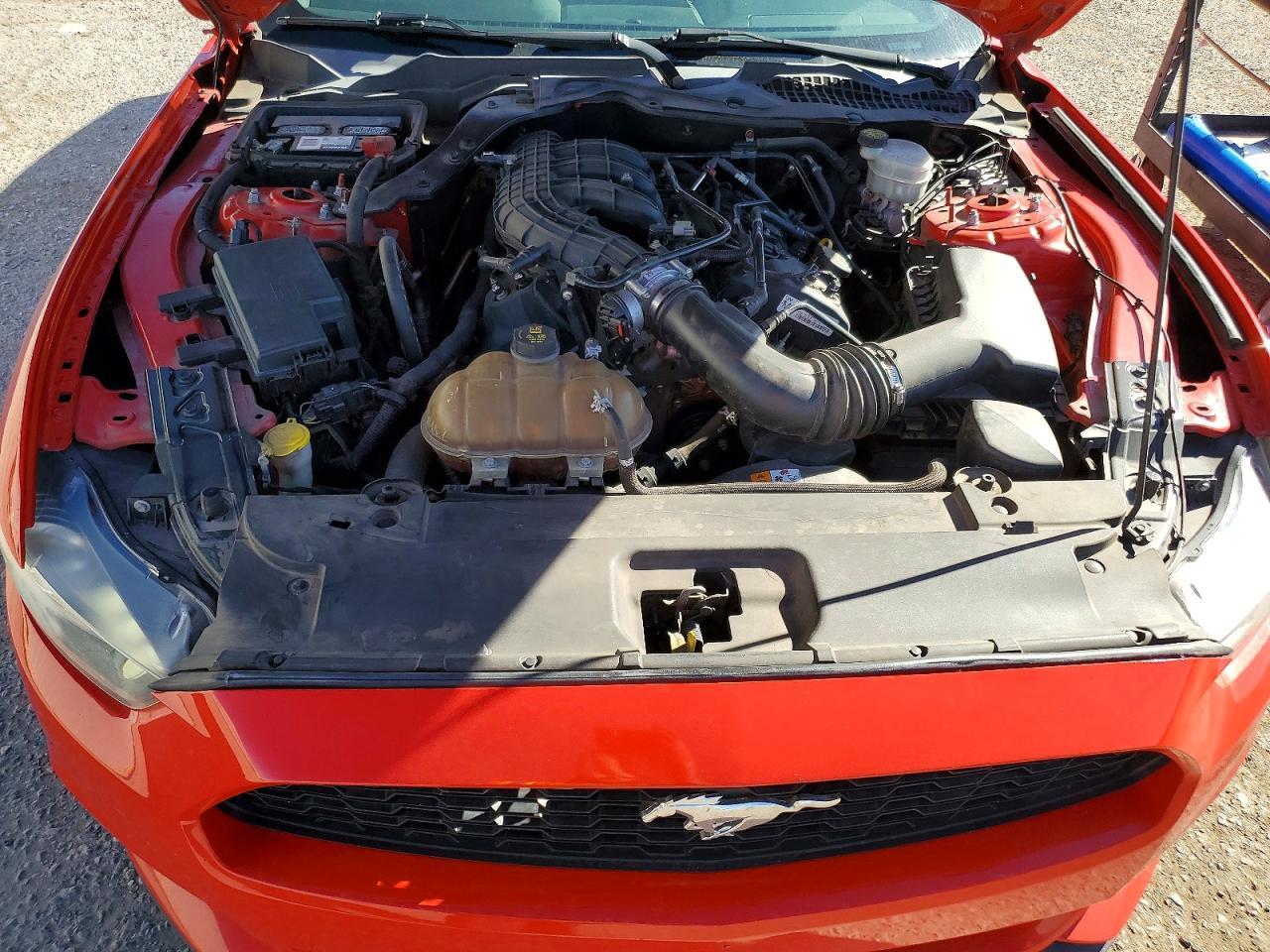 2016 Ford Mustang - zdjęcie 11