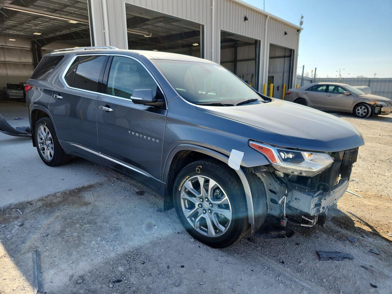 2021 Chevrolet Traverse Premier - zdjęcie 4