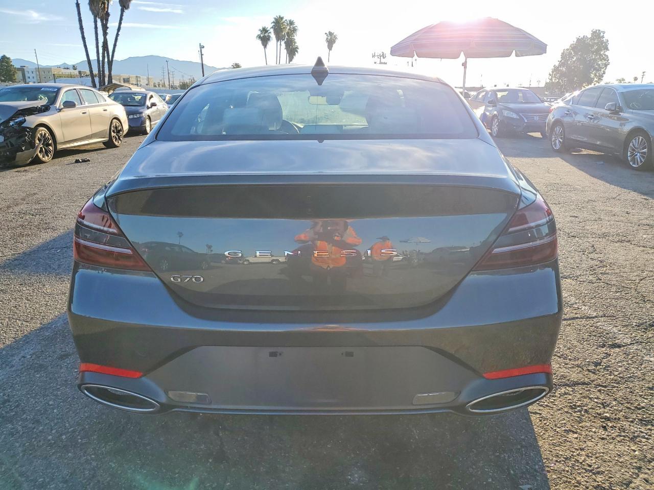 2025 Genesis G70 2.5T Rwd - zdjęcie 6