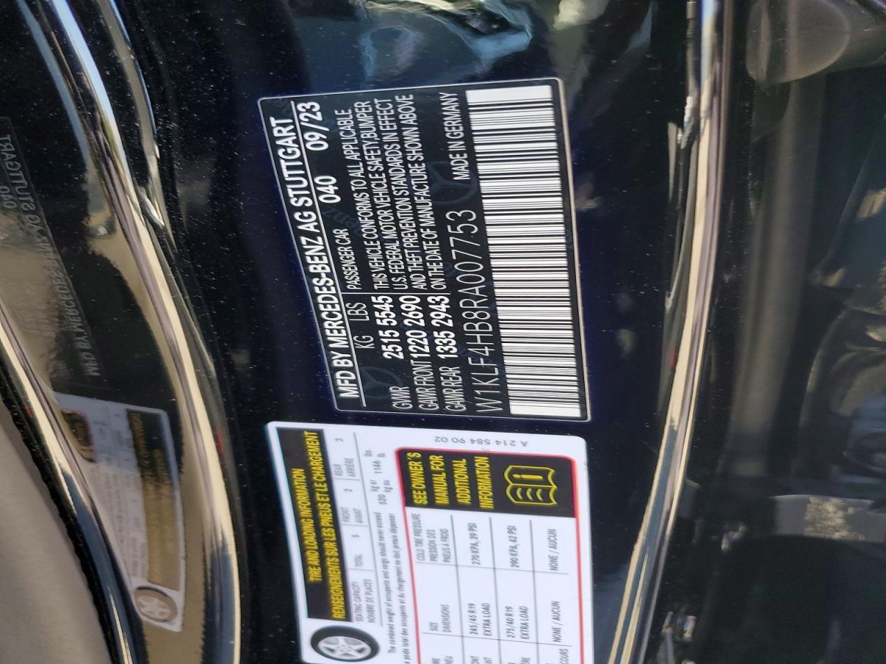 2024 Mercedes-Benz E 350 4Matic - zdjęcie 12