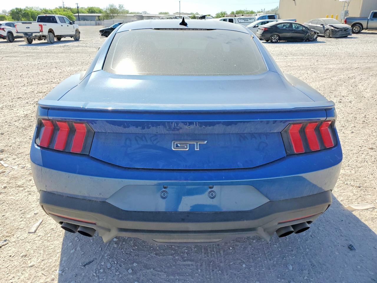 2024 Ford Mustang Gt - zdjęcie 6