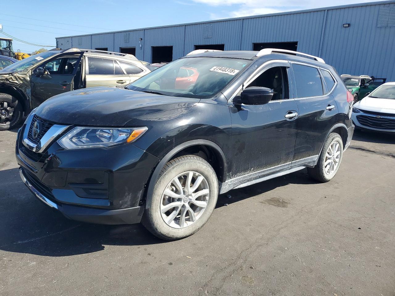 2019 Nissan Rogue Sv - zdjęcie główne