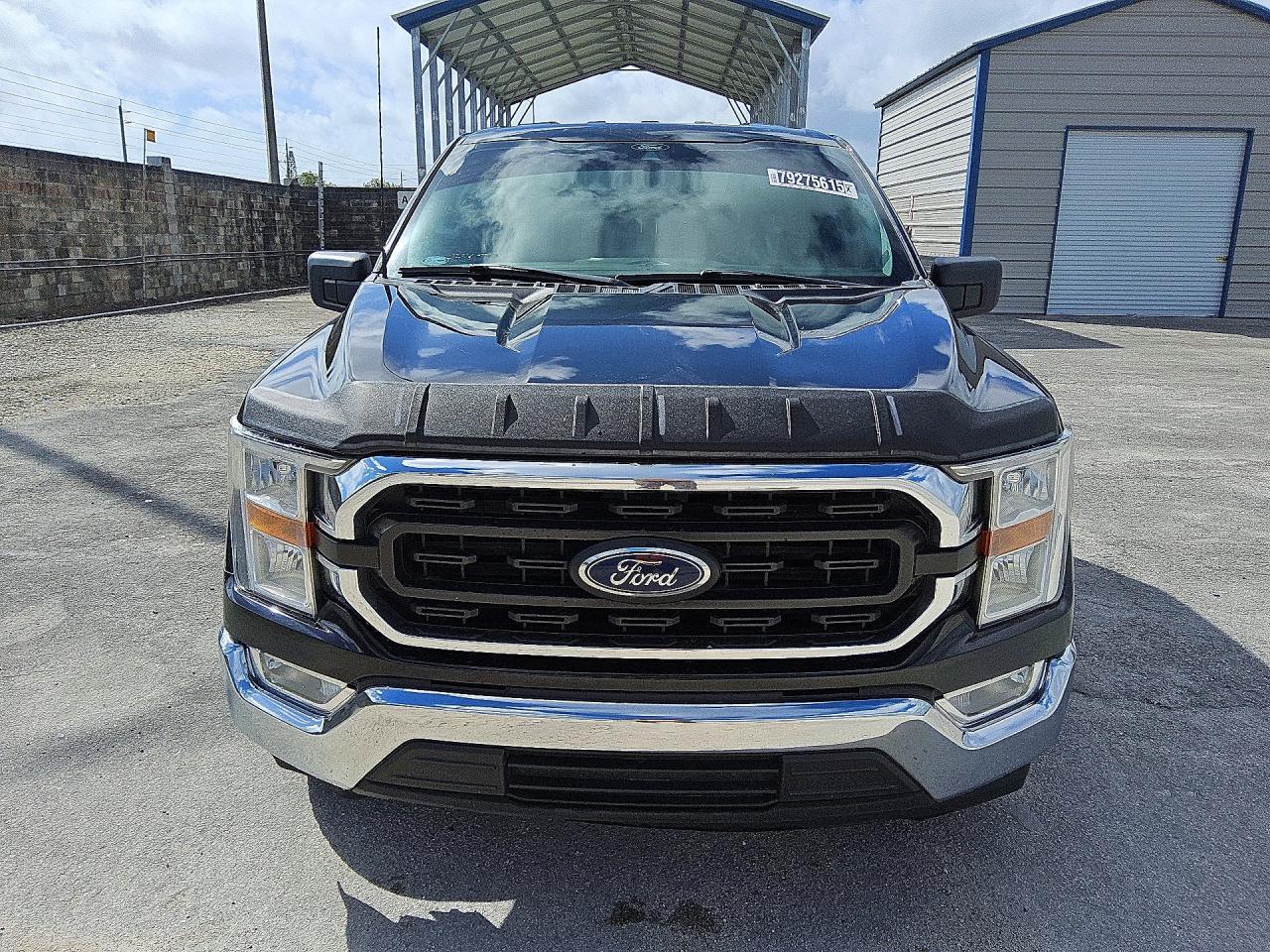 2021 Ford F150 Super Cab - zdjęcie 5