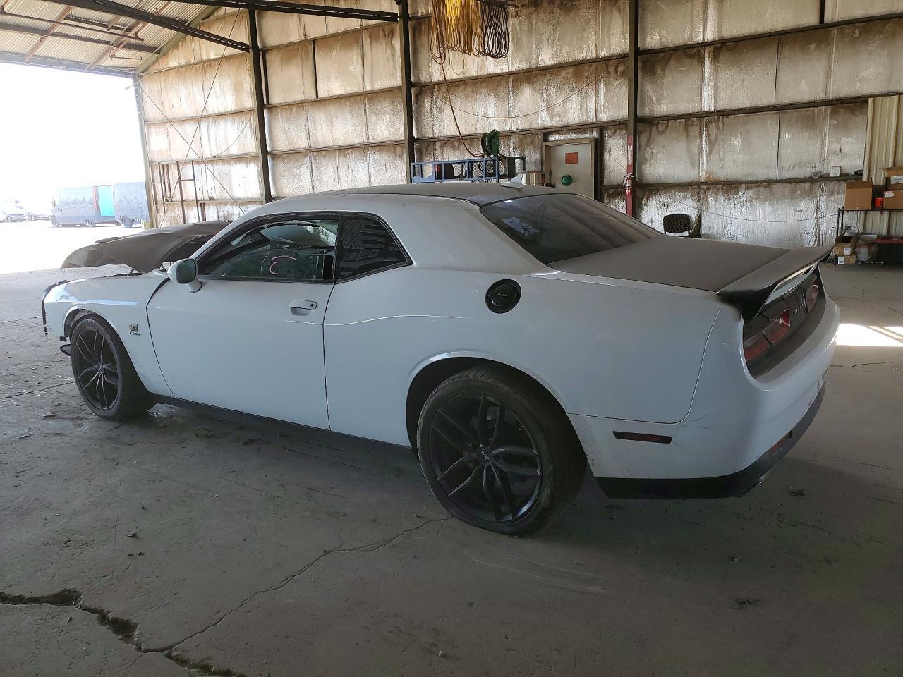 2019 Dodge Challenger R - zdjęcie 2