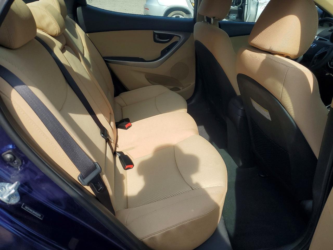 2013 Hyundai Elantra Gls - zdjęcie 10