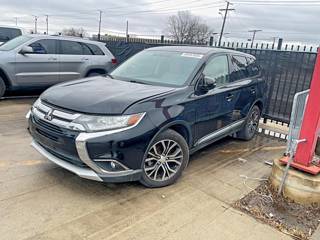2016 Mitsubishi Outlander Se - zdjęcie 2
