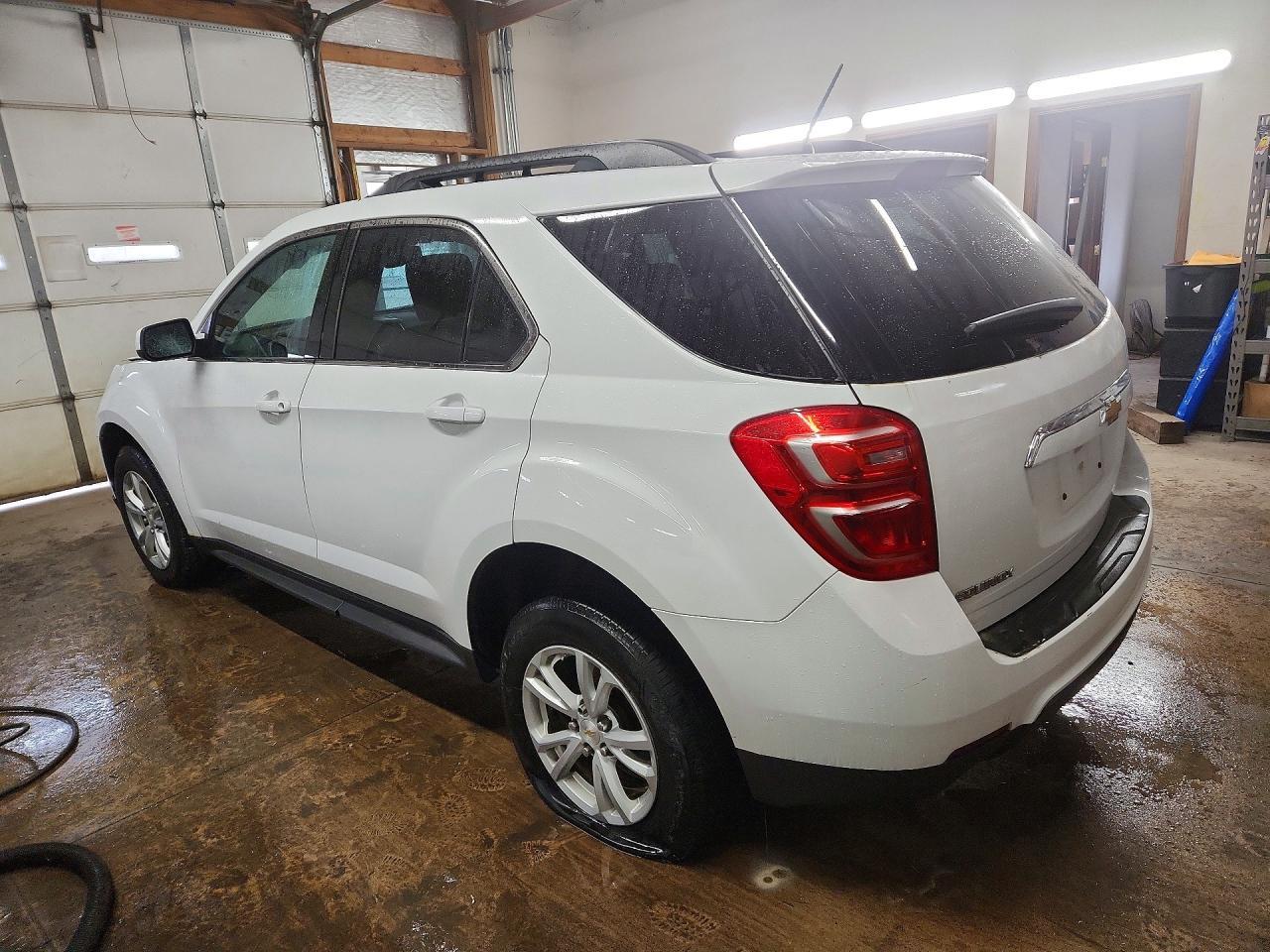 2017 Chevrolet Equinox Lt - zdjęcie 2